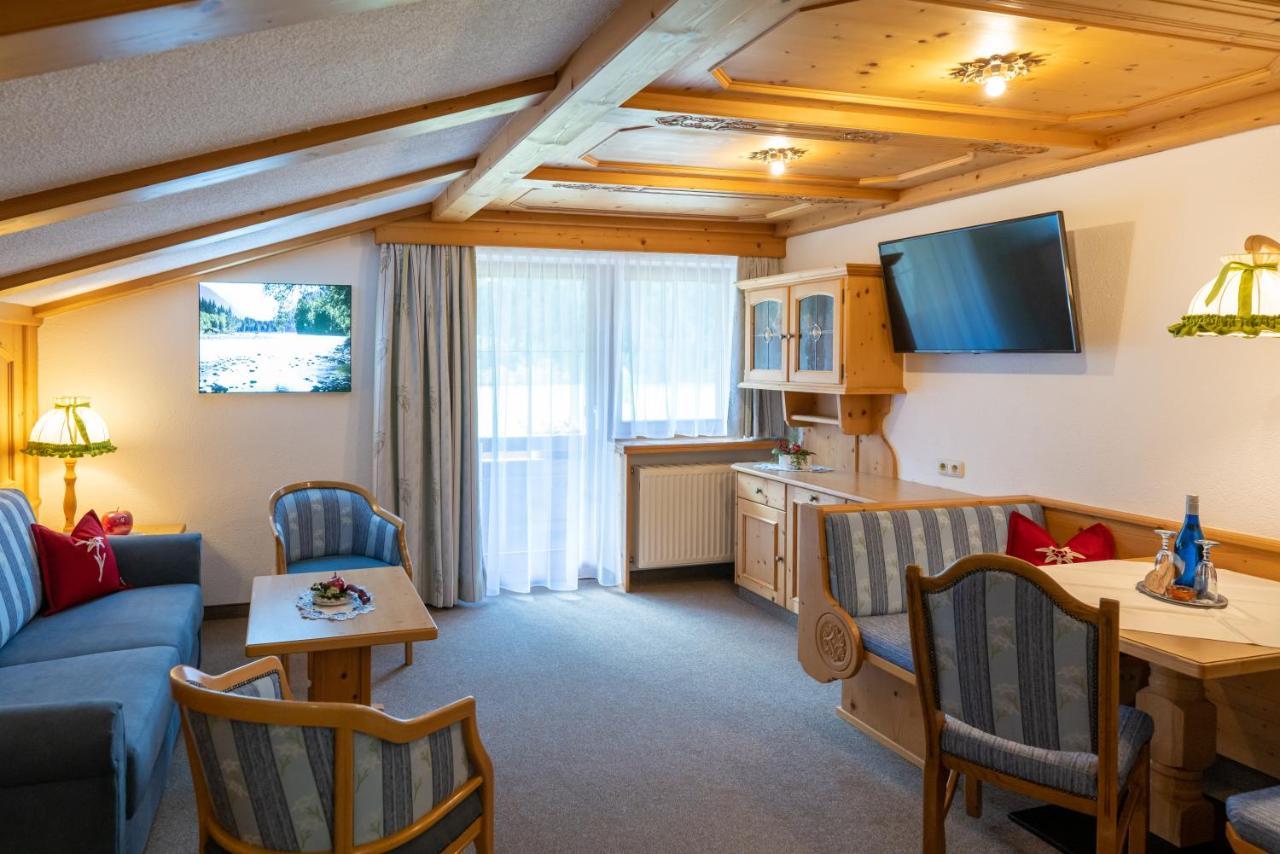 Landhaus Marion Holzgau Bagian luar foto